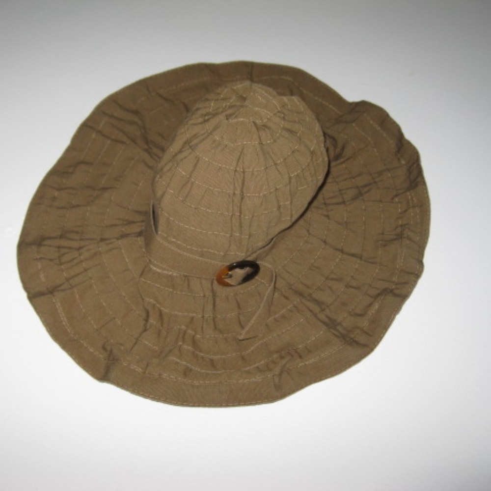 Grevi Firenze Italy Floppy Pleated Buckle Hat